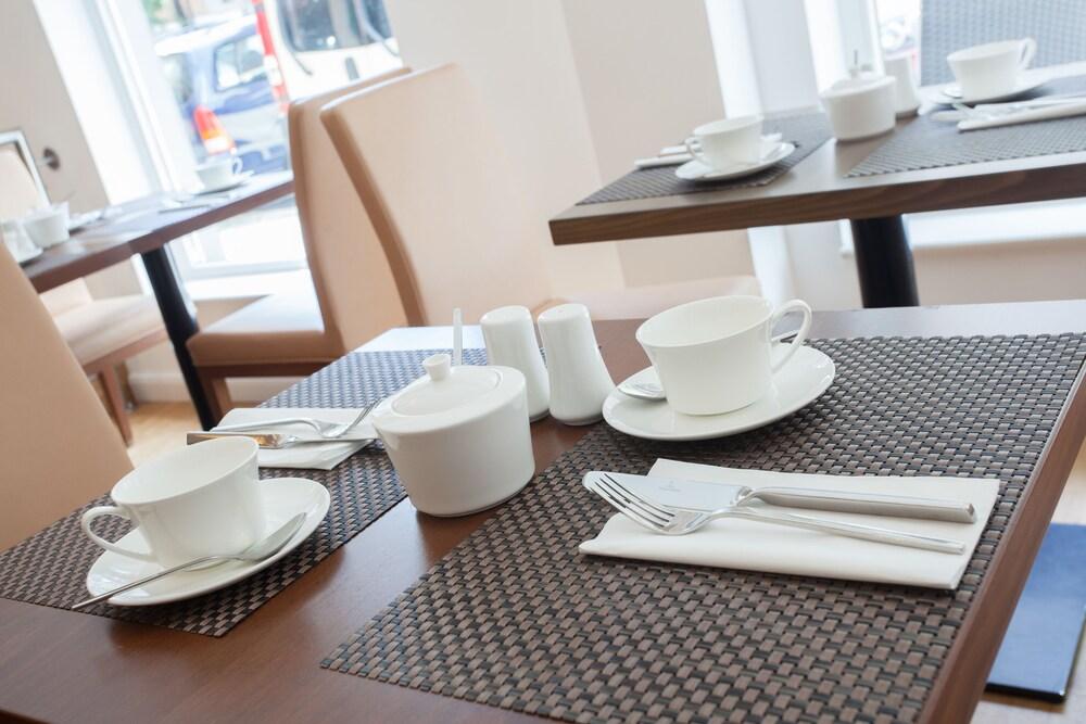 Adelante Boutique Hotel 4*